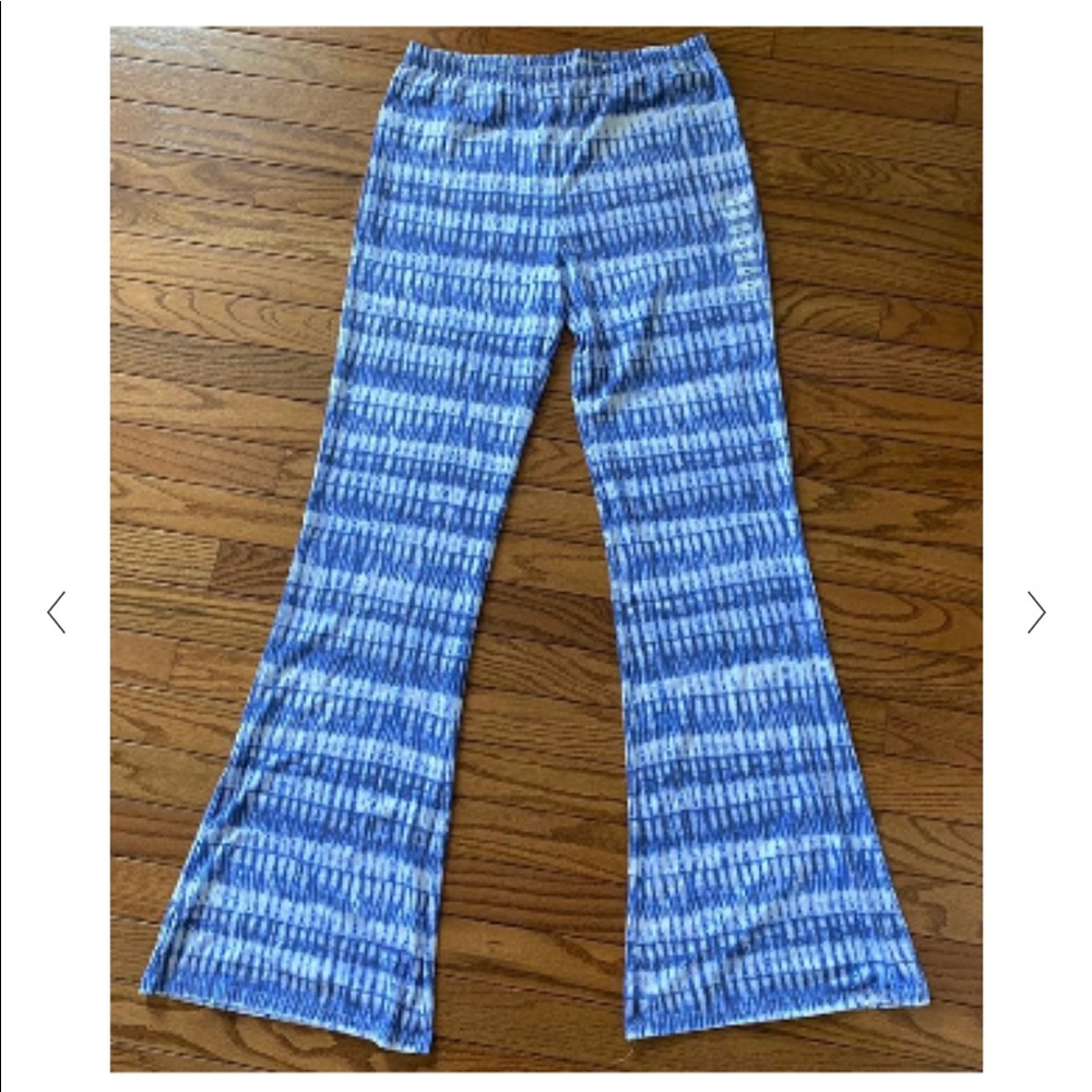 Salt Life Yoga Pants Size Small Spring Summer Comfy Flare Beachy Sweats.